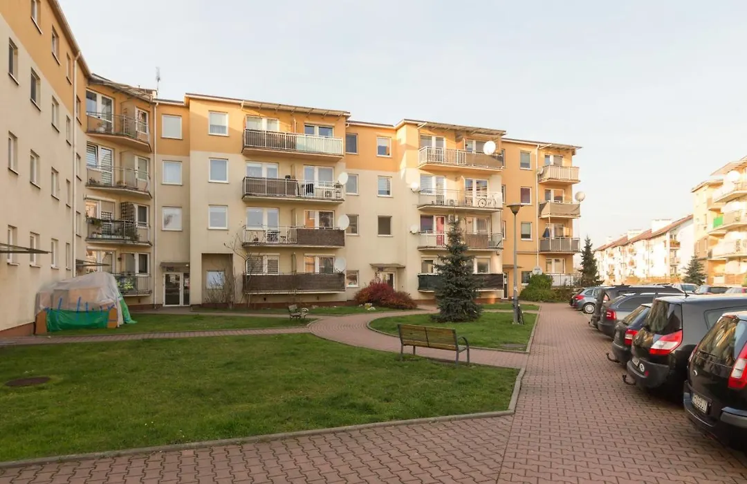 Wodna Street Big Family Apartment-1